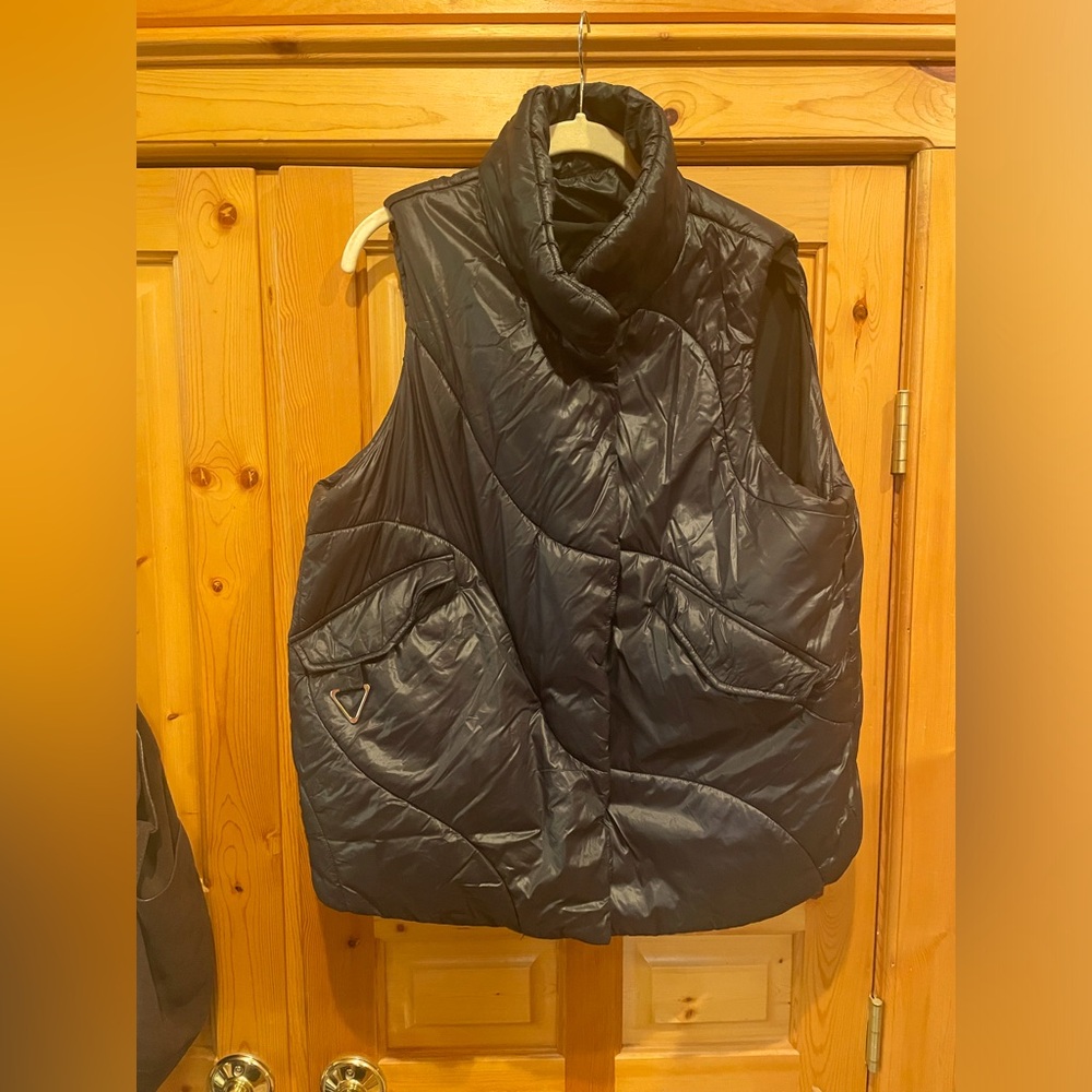 Black puffer vest from Amazon.